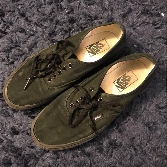 Vans - Picture 1 of 1