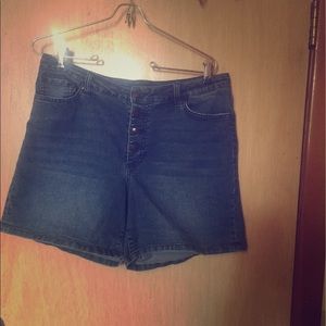 Jessica Simpson high waisted button fly jean short
