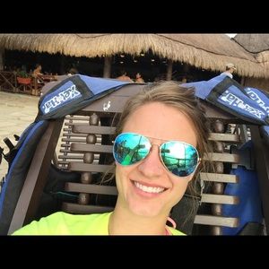 Meet your Posher, Stevi