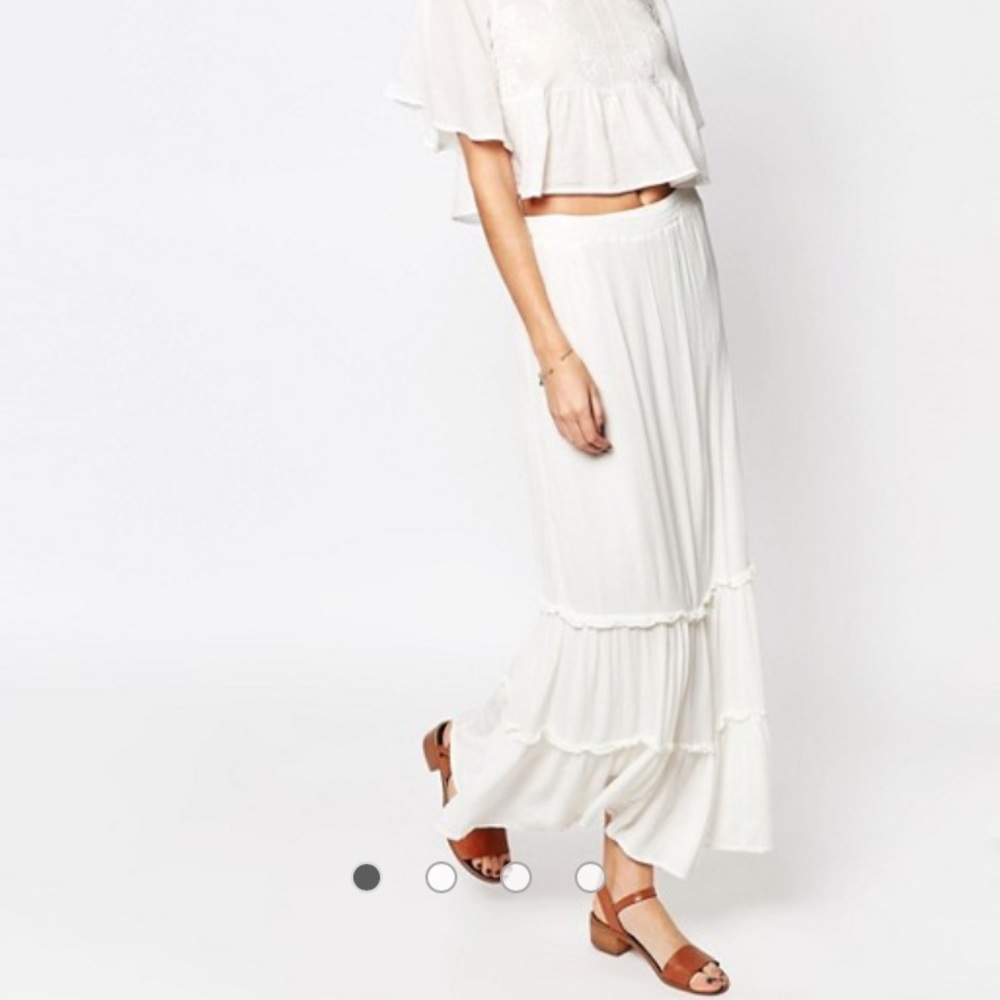 Vero Moda Tiered Maxi Skirt