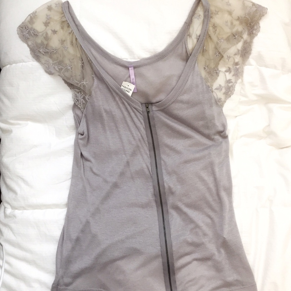 Purple/grey top