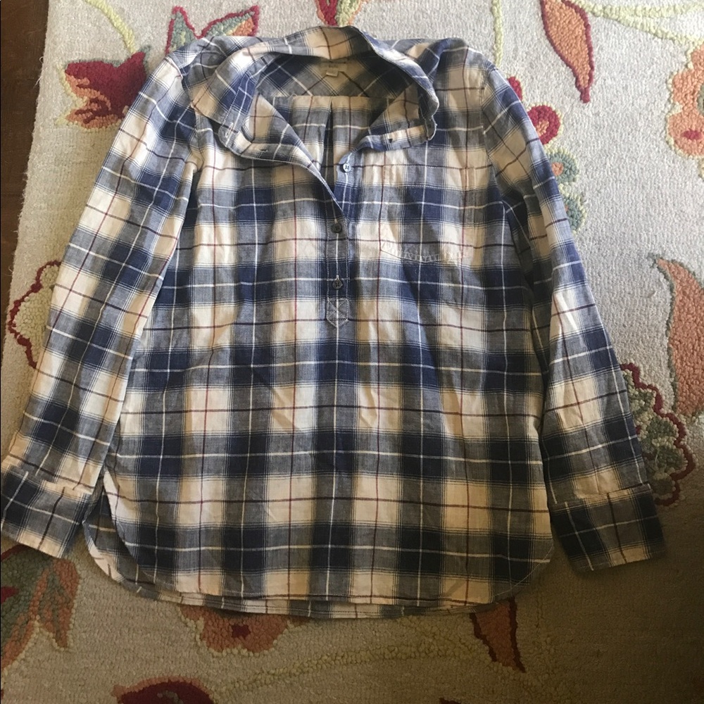 J crew boyfriend fit plaid shirt!