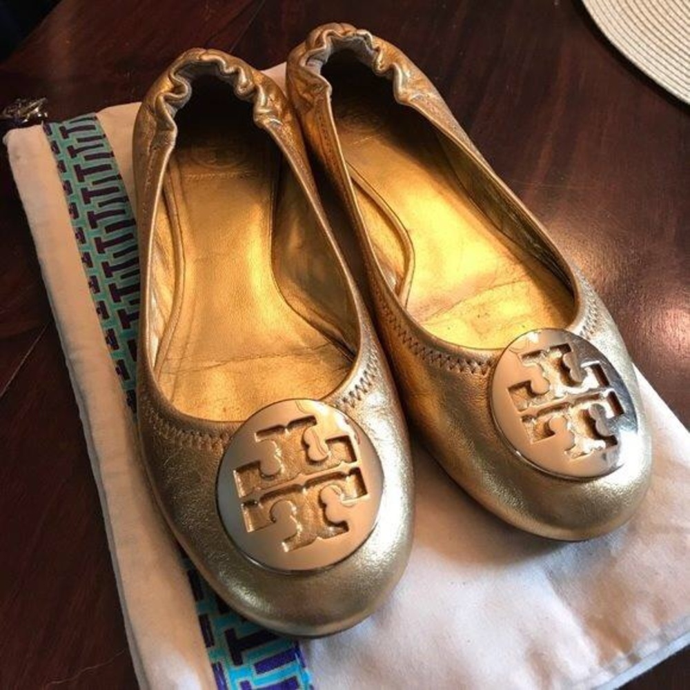 Size 7 shoes in EUC