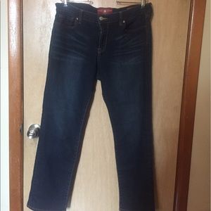 Lucky brand sweet n' straight jeans size 16/33