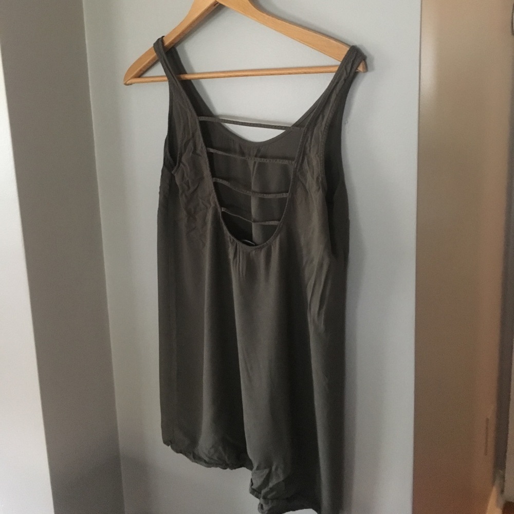 Green shift dress