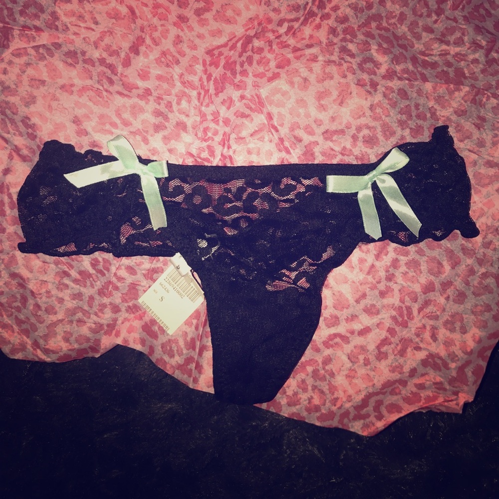 Black lace thong NWT!