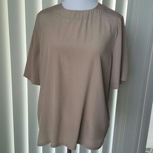 Nicola Size M Dark Tan Top