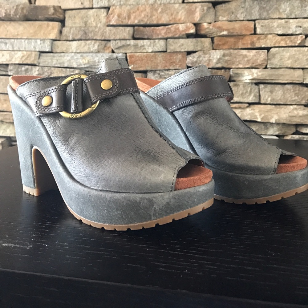 Lucky Brand leather Clogs