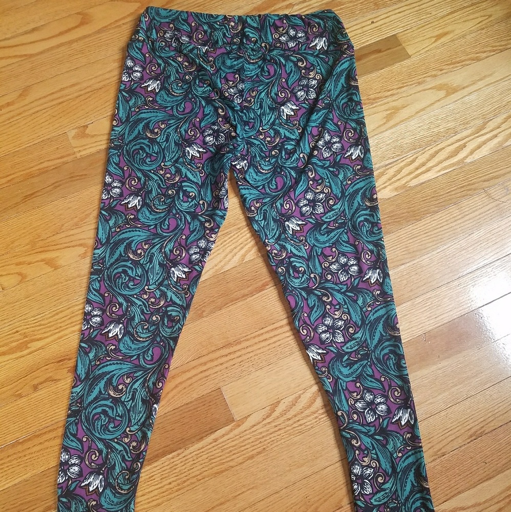 NWT Paisley Floral TC Leggings