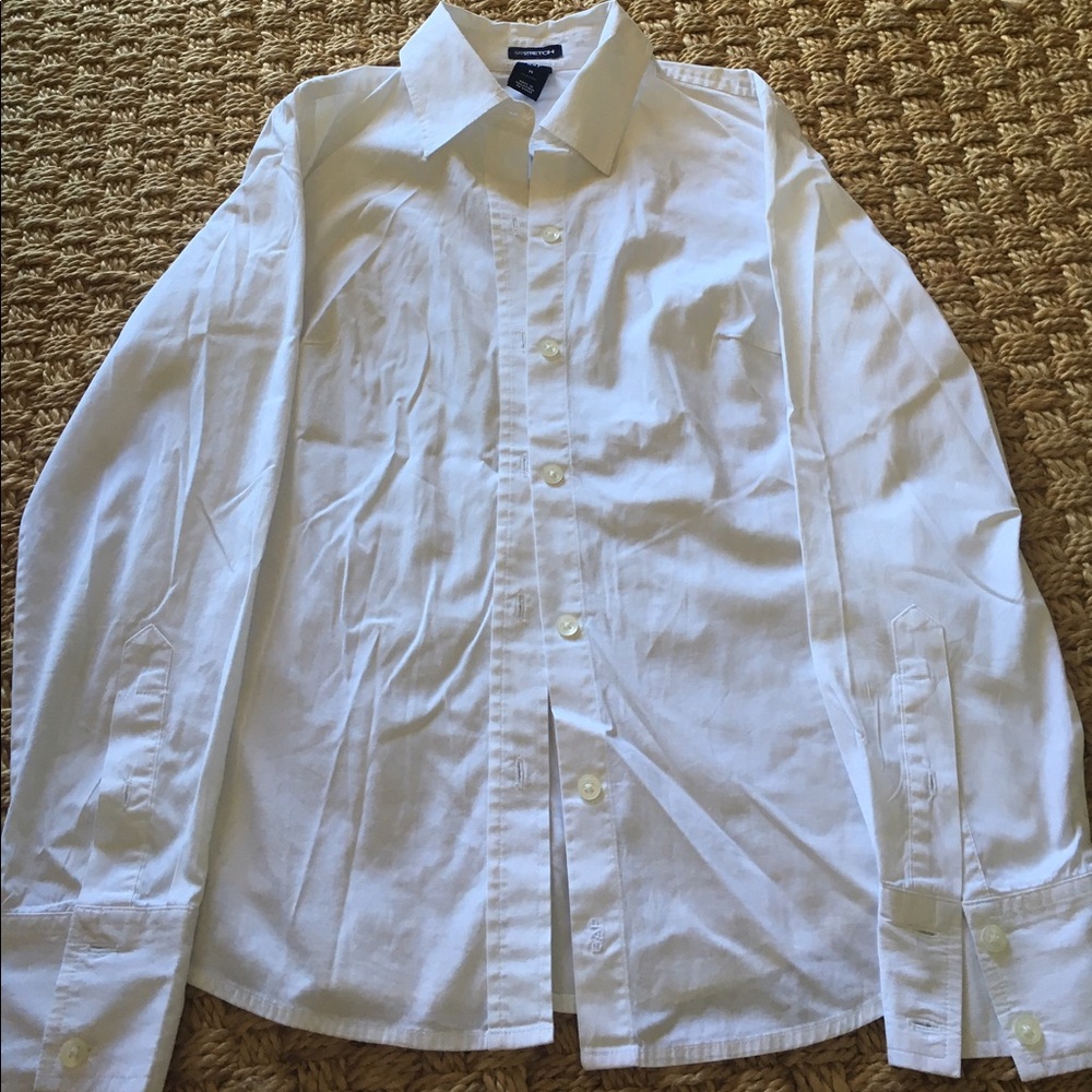 Gap women's white button down shirt
