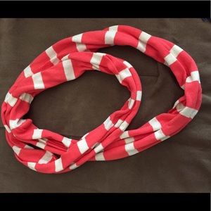 Circle scarf