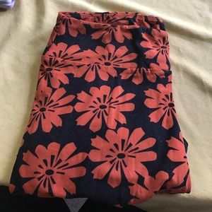 Lularoe leggings tall & curvy