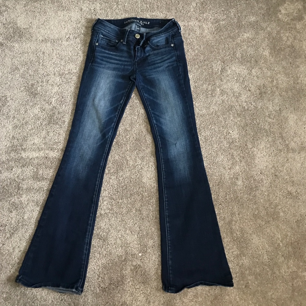 American eagle dark wash jeans