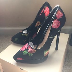 Floral Fabric High Heel Pump