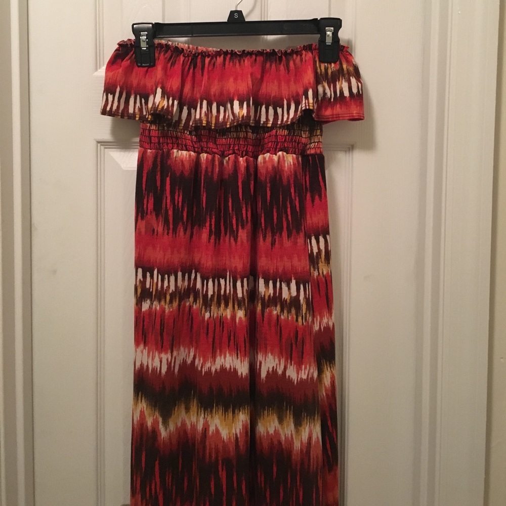 STRAPLESS PRINT MAXI DRESS!!
