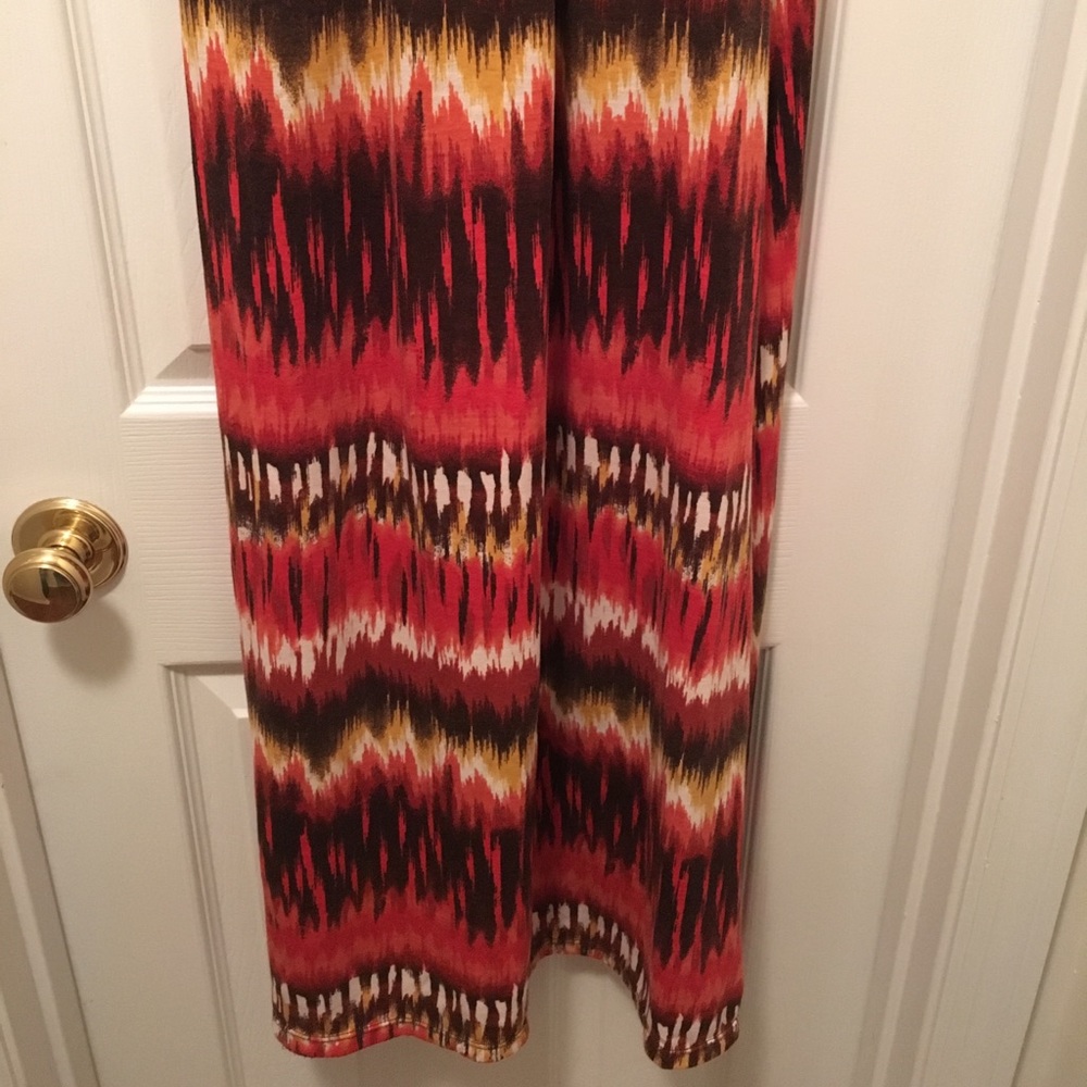 STRAPLESS PRINT MAXI DRESS!! - Picture 2 of 3