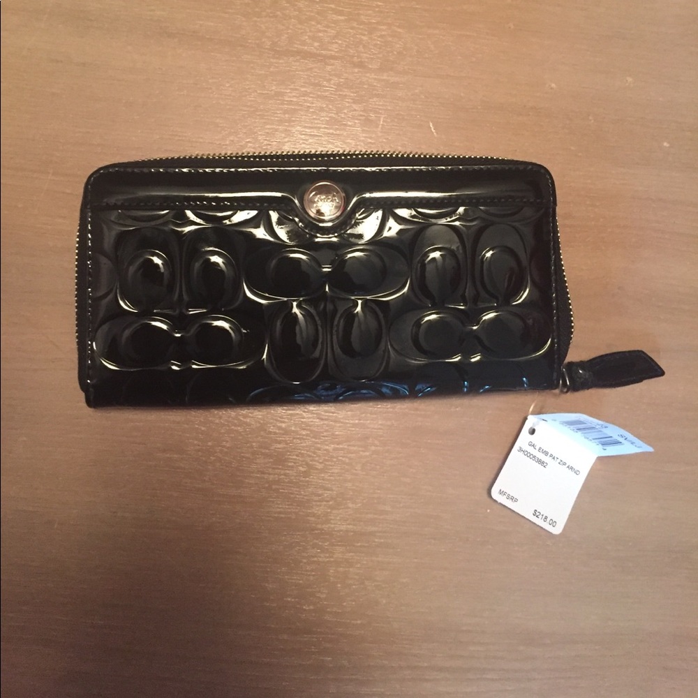 Coach Black Patent Leather Waller