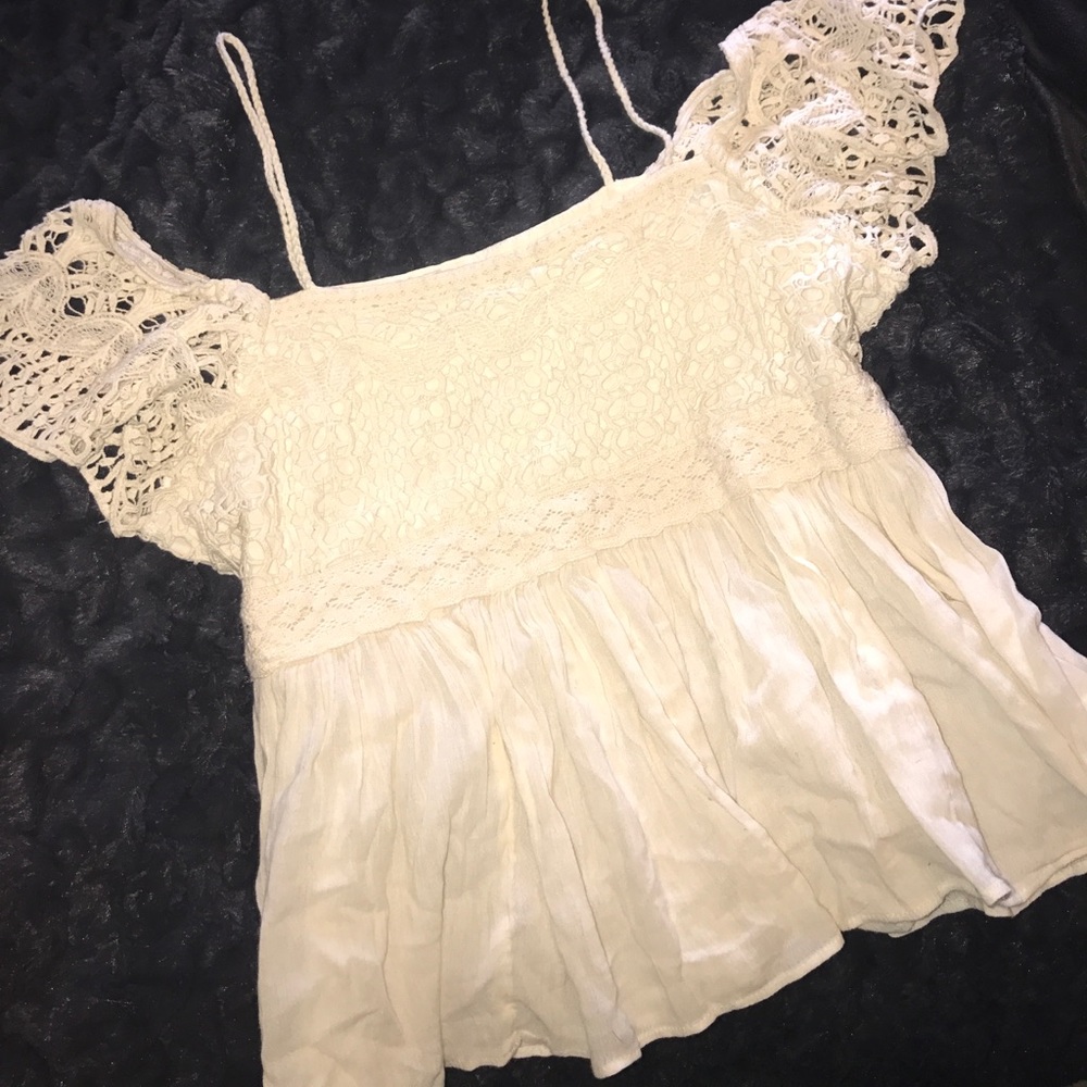 Cream vintage looking top from AE