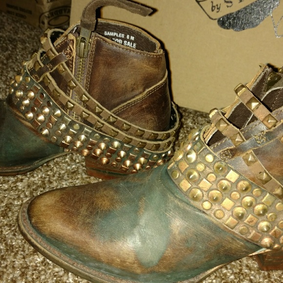 💥 SOLD 💥Freebir by Steven  Madden Mezcal booties - Picture 2 of 5