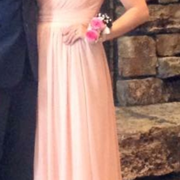 Formal dress - Picture 2 of 3