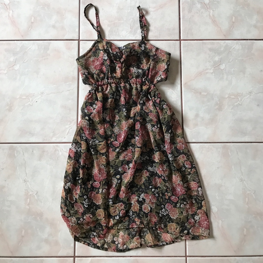 Floral cut out back dress
