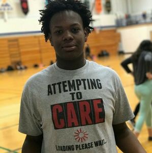 Meet your Posher, Jomo