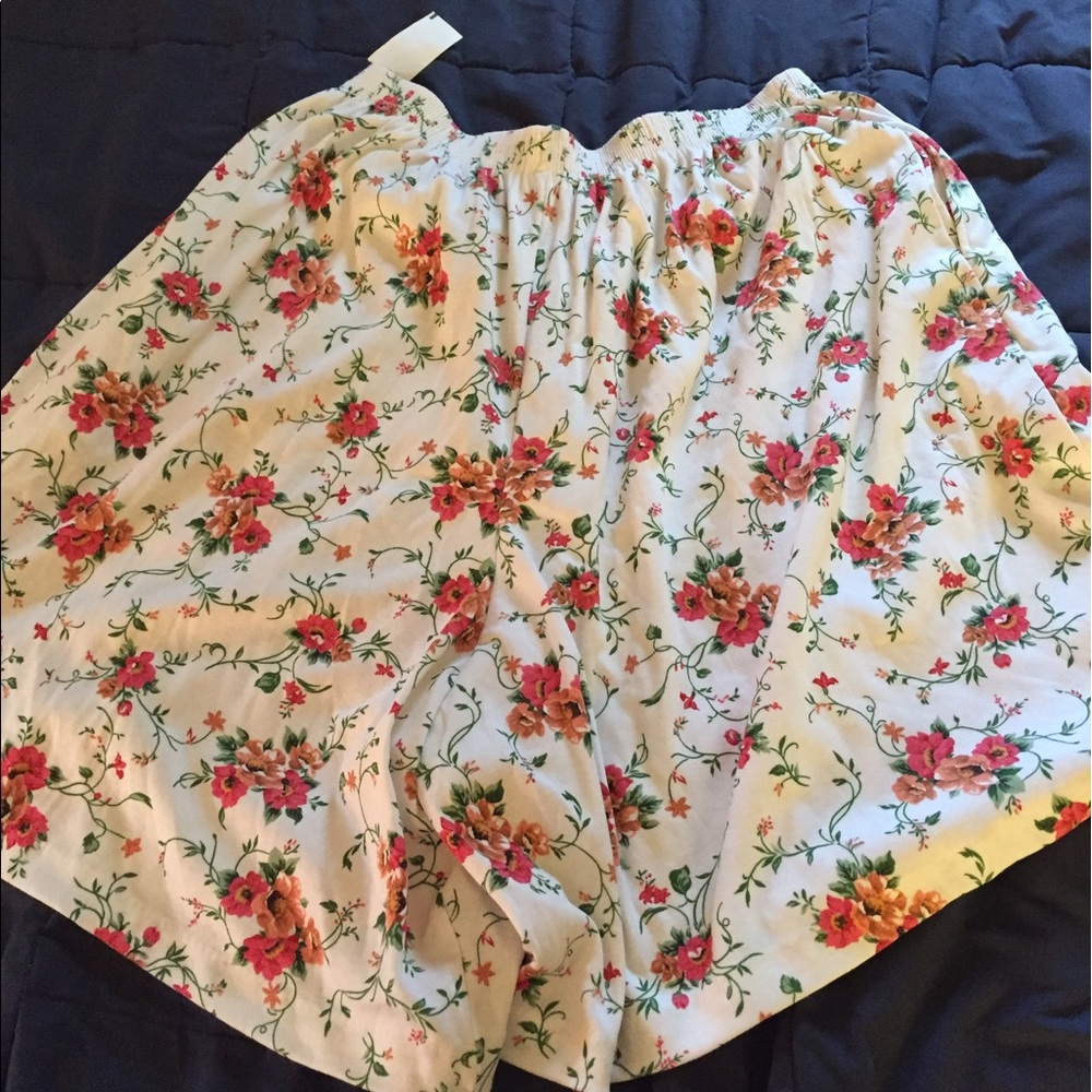 Woman's plus shorts