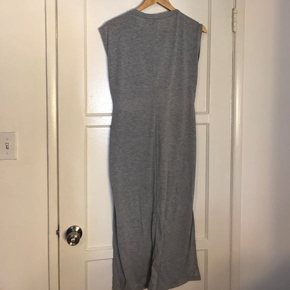 Grey front cut-out T-shirt dress - Picture 5 of 7