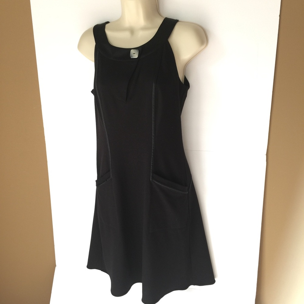 Sleeveless Black Laundry by Design Dress