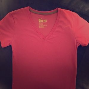 NWOT Nike Dri-Fit T-Shirt
