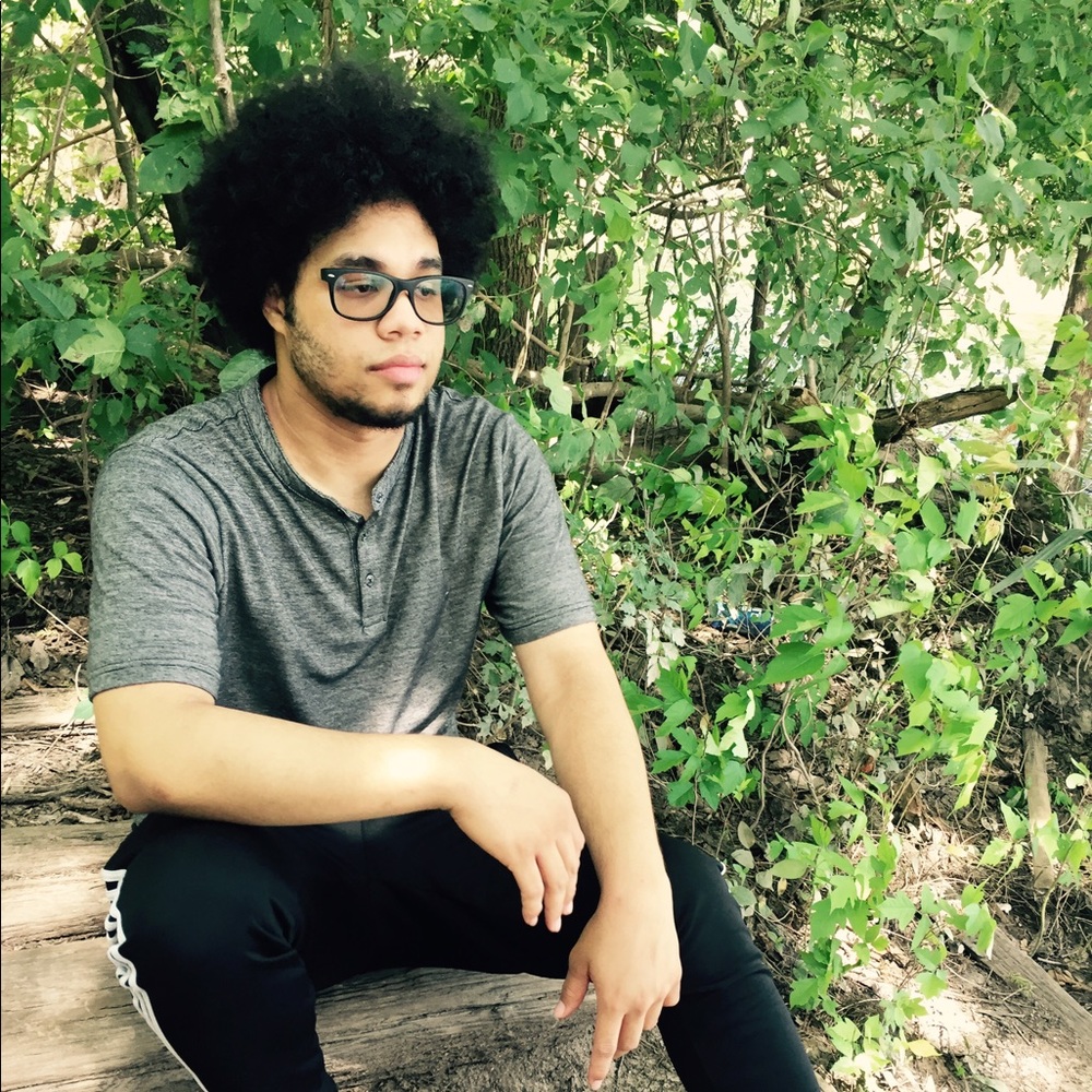 Meet your Posher, Darrius