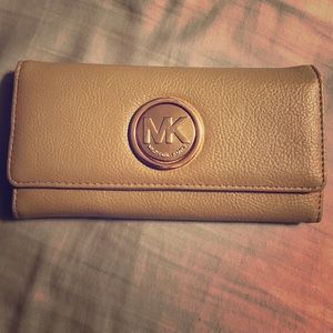 Michael Kors wallet