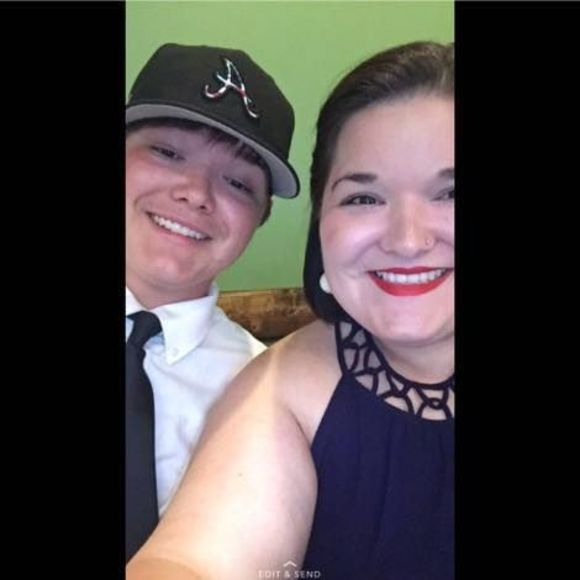 Meet your Posher, Adriana - Picture 1 of 1