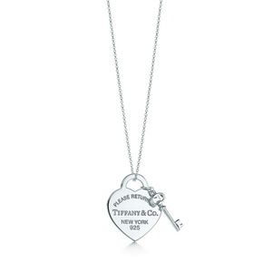 RETURN TO TIFFANY?

HEART TAG WITH KEY PENDANT