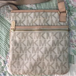 Michael Kors Crossbody