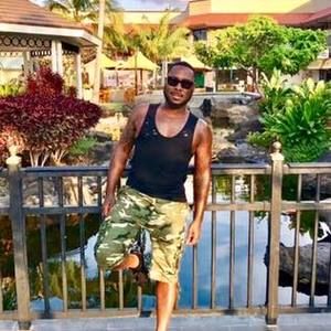 Meet your Posher, Cameron