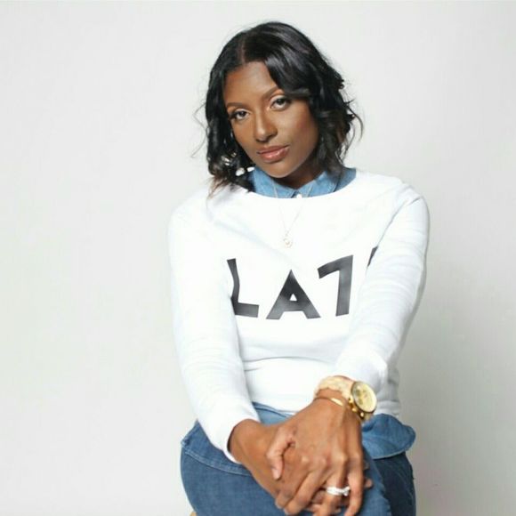 Meet your Posher, Shelby - Picture 1 of 1