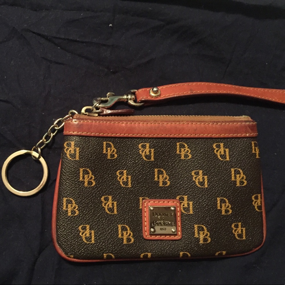 Dooney & Bourke wristlet