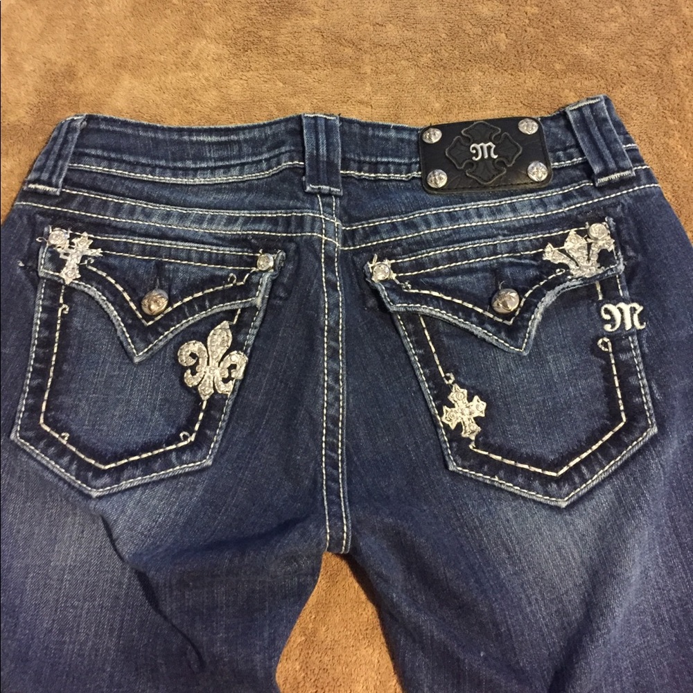 Miss Me Capri's size 29