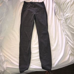 Lululemon yoga pants