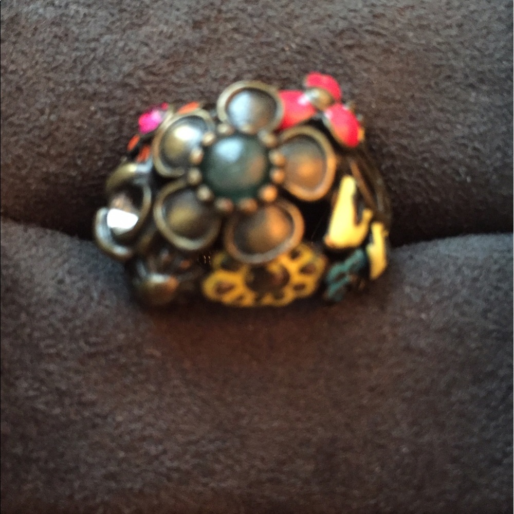 Lucky Brand Statement Ring - Size 6-8