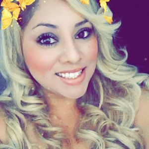 Meet your Posher, Adriana