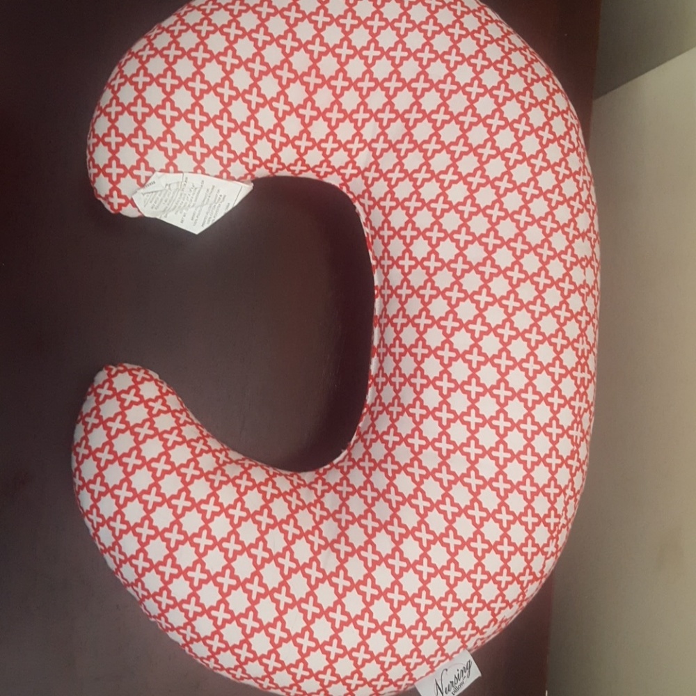 Nursing pillows