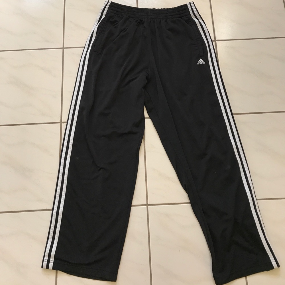 🛑 Adidas Track Pants 🛑