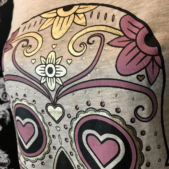 🍀 NWT! Gorgeous Sparkly Sugar Skull Tank! - Picture 6 of 8