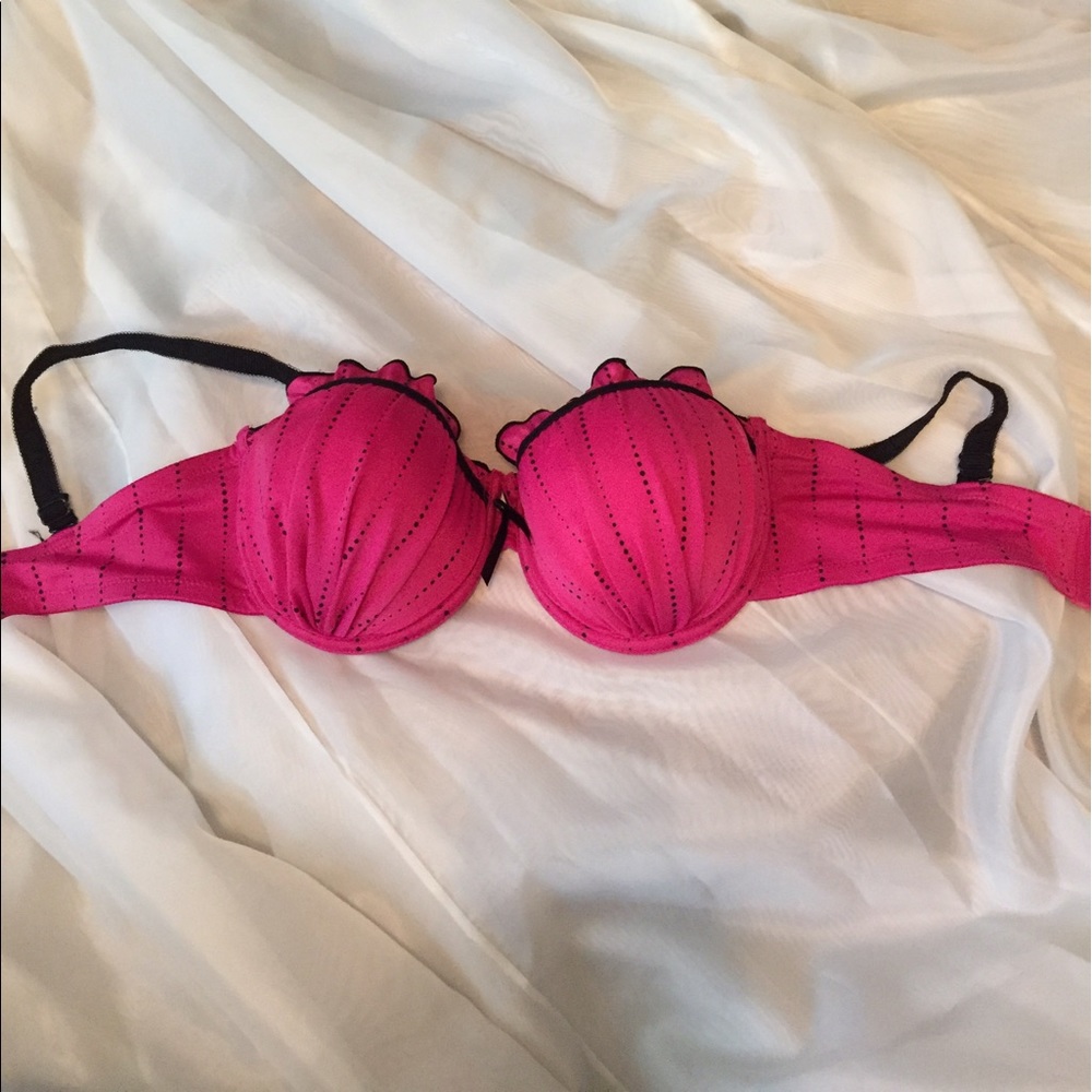QT 38D Underwire Bra