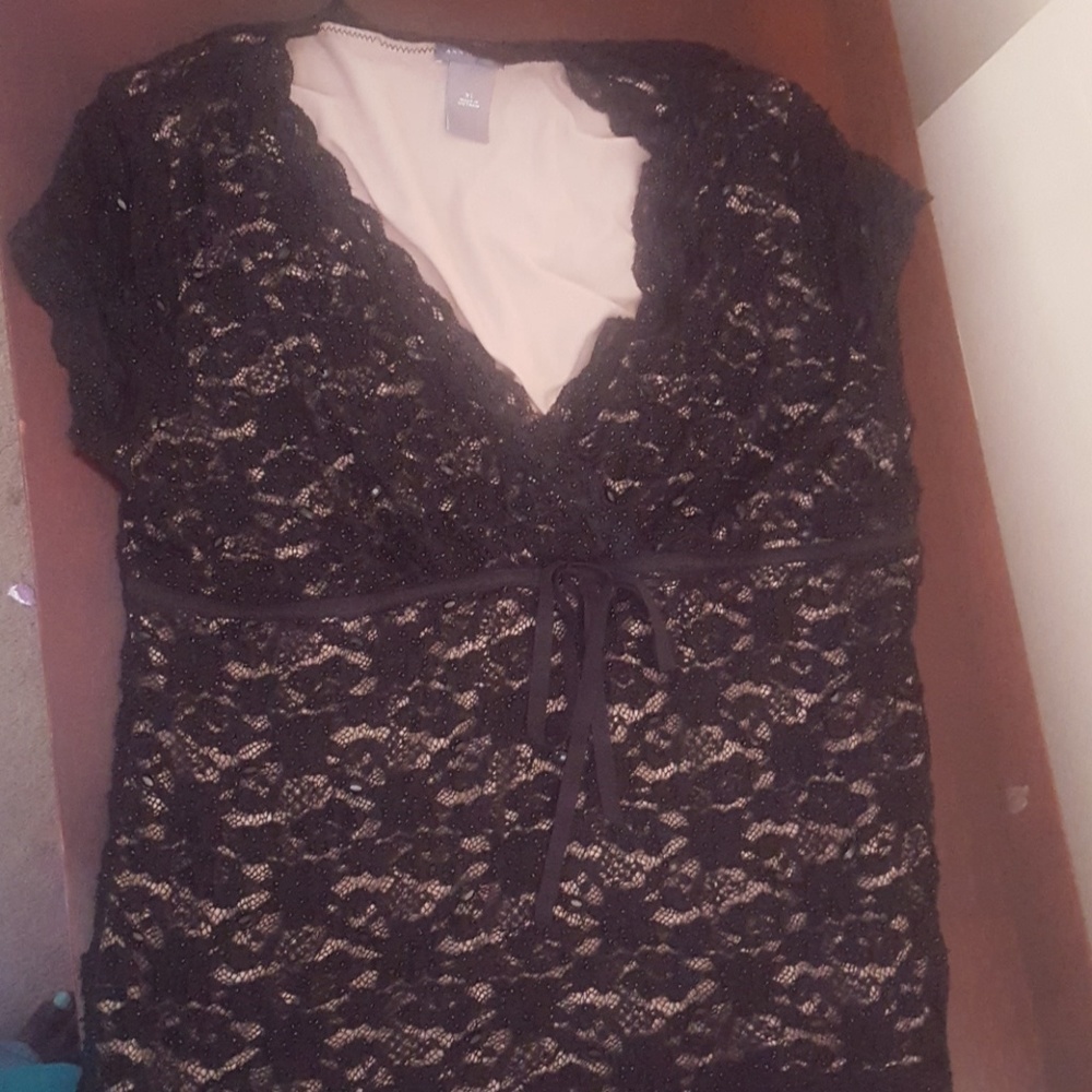 Ann Taylor lace and beaded top