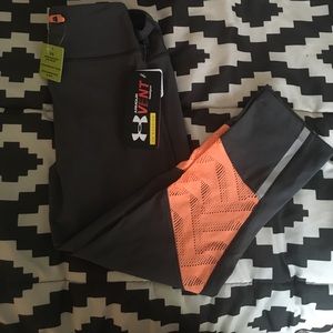 Under armour cropped running leggings
