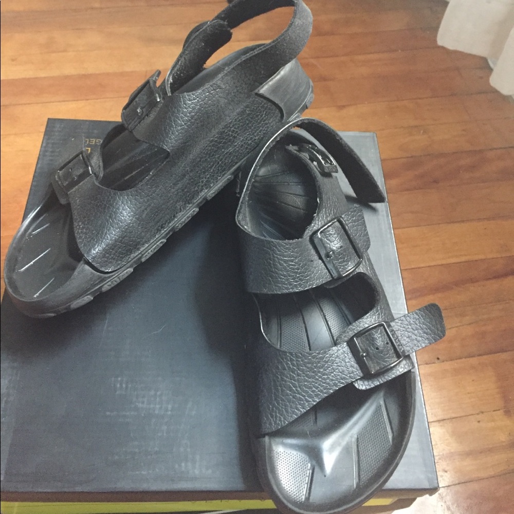 All black Birkenstock sandals size 9