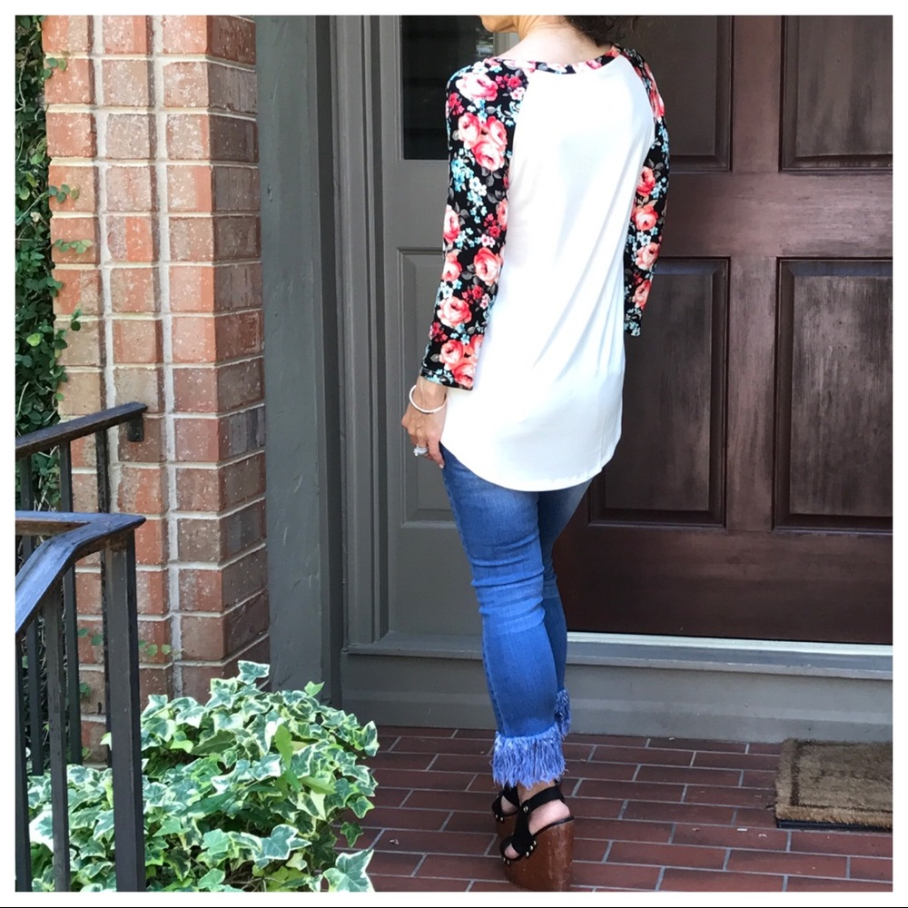 ✨LAST ONE ✨Floral raglan sleeves - Picture 7 of 7